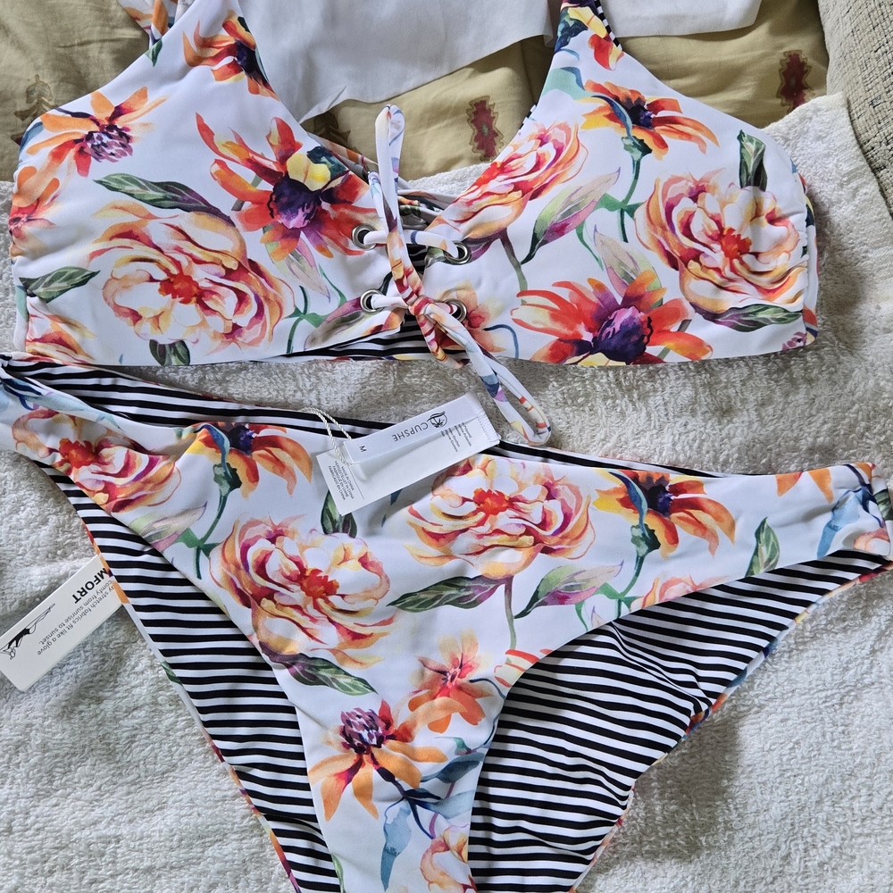 Floral Lace-Up Bikini Set Reversible 2 Piece Cuphe